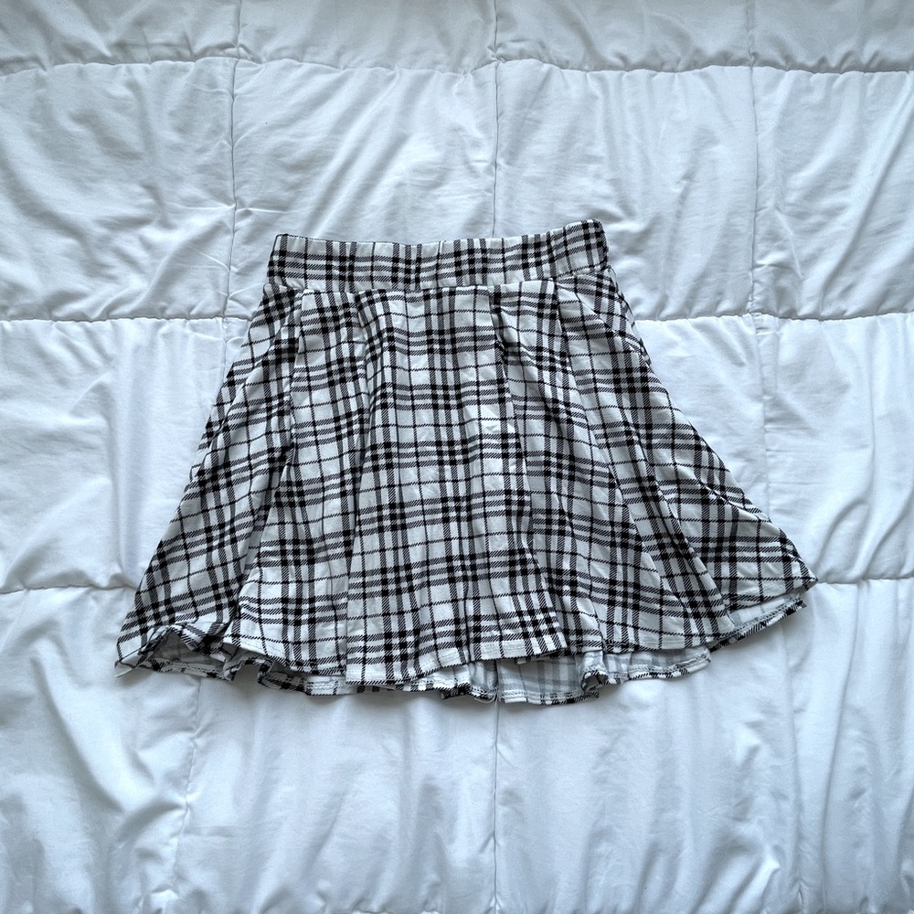 Black And White Skirt